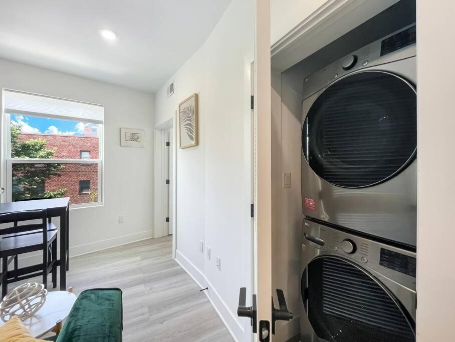 Central Dc Apt , City Skyline View , Close To All Washington Exteriér fotografie